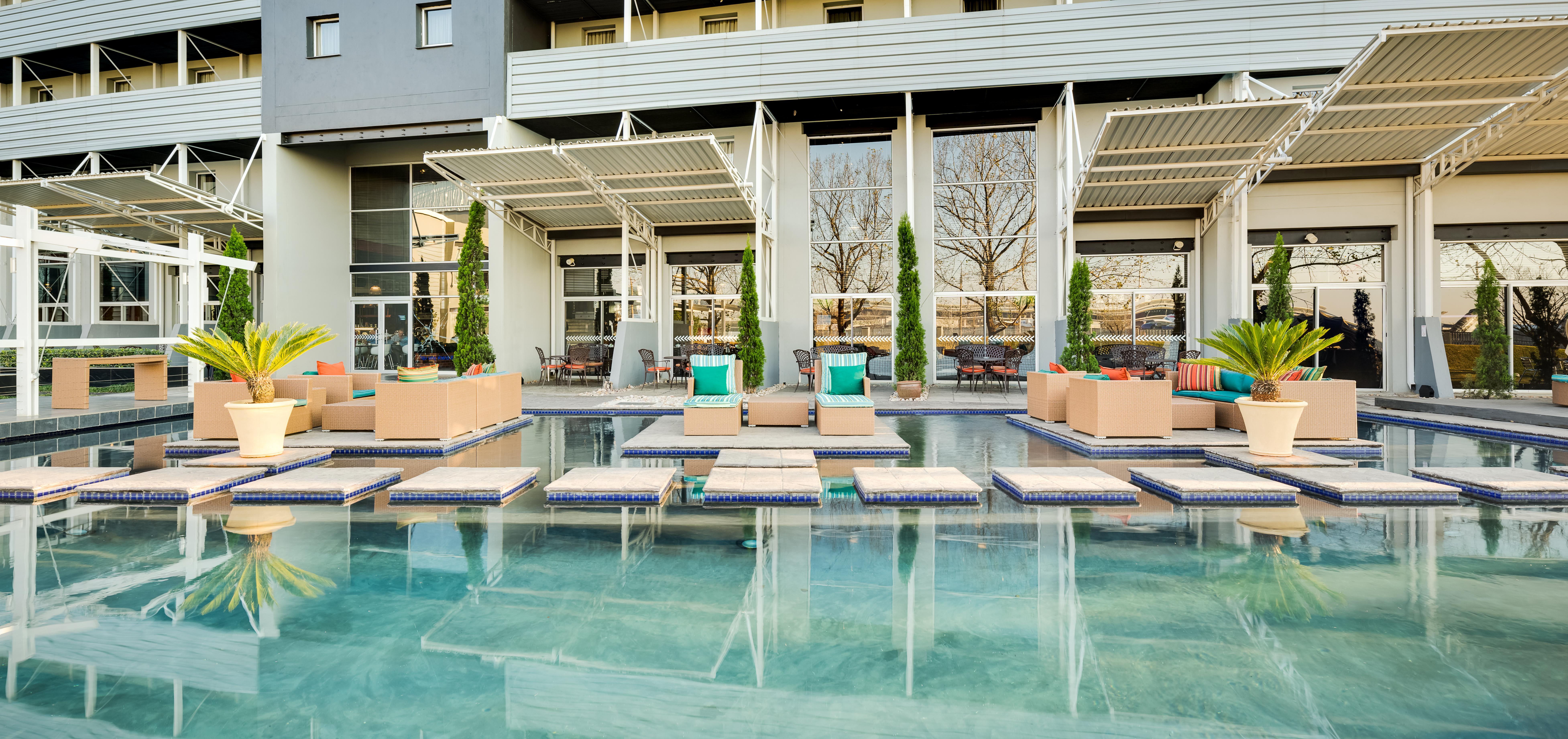 Protea Hotel By Marriott O R Tambo Airport Kempton Park Eksteriør billede