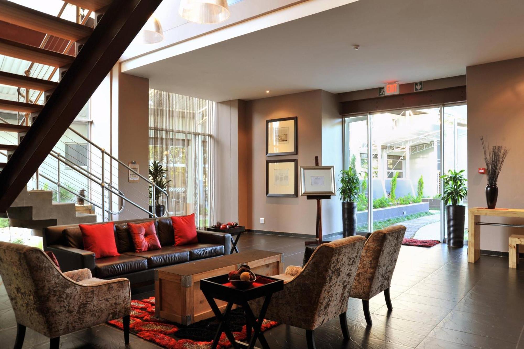 Protea Hotel By Marriott O R Tambo Airport Kempton Park Eksteriør billede