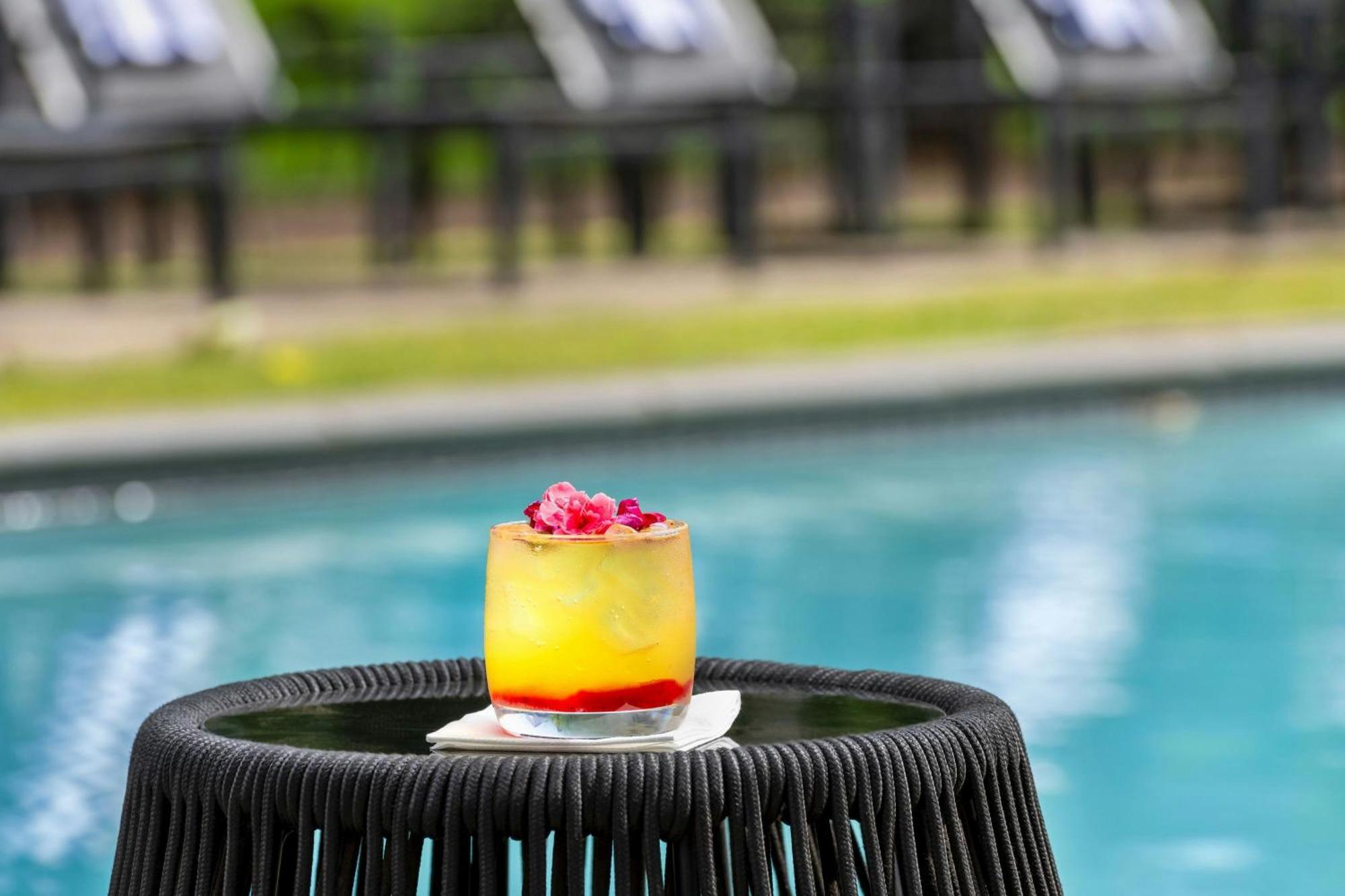 Protea Hotel By Marriott O R Tambo Airport Kempton Park Eksteriør billede